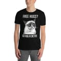 Miniatyrbild 3 av 3: Free Hugs T-shirt