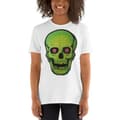 Miniatyrbild 3 av 3: Green Skull T-shirt Vit