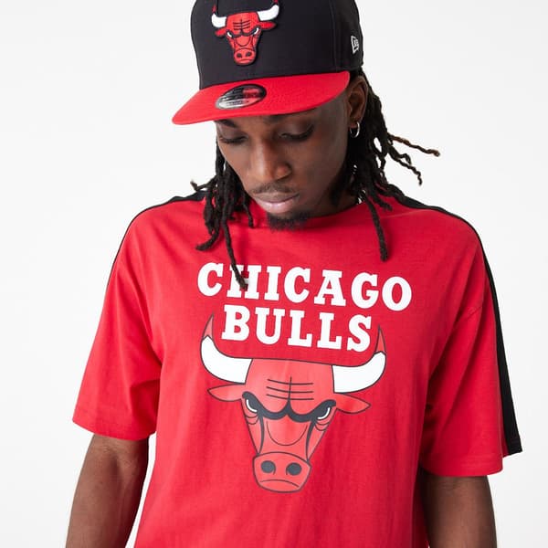 New Era Kortärmad T-shirt Nba Colour Block Os Chicago Bulls Röd S Man