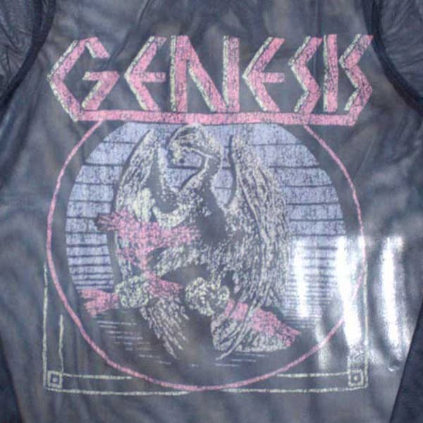 Genesis Bird Hand Long Sleeve Mesh Crop Top