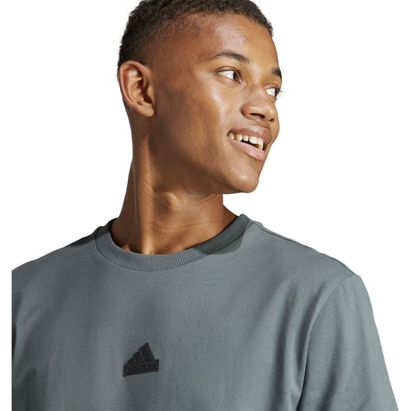 Adidas Kortärmad T-shirt City Escape Q1 Grönt XL Man