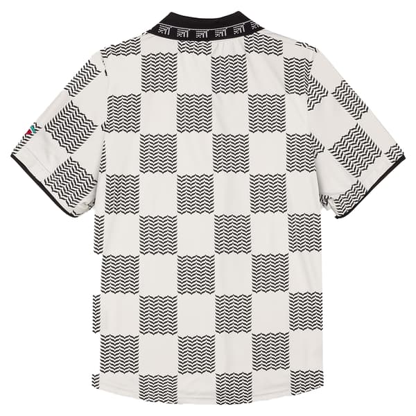 Grimey Nablus Land Back Soccer T-shirt Med Korta ärmar Vit S Man