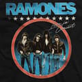 Miniatyrbild 2 av 3: Ramones Circle Photo T Shirt