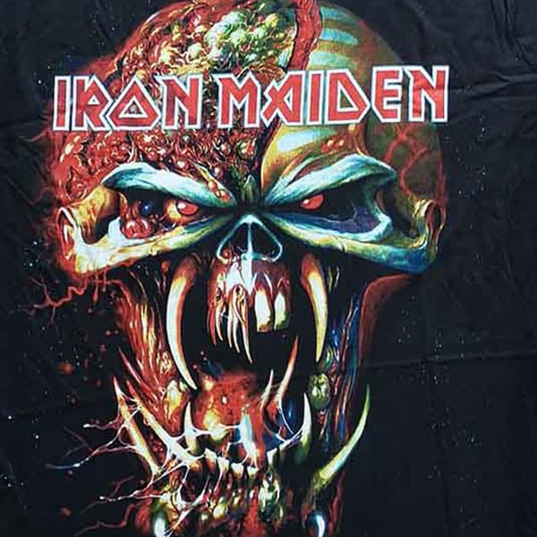 Iron Maiden Final Frontier Skinny Fit T Shirt
