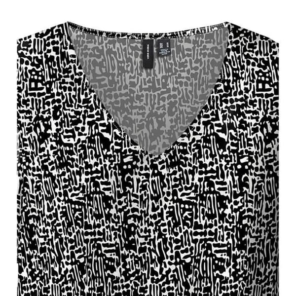 T-shirt med V-ringning Vero Moda svart - Rak passform - Korta ärmar - 100 % Viscose Livaeco De Birla Cellulose