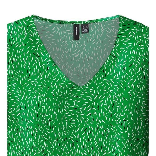 T-shirt - VERO MODA - V-hals - Grön - Korta ärmar - 100% Viscose Livaeco