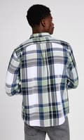 Pikkukuva 4 / 7: Lee RIVETED SHIRT Intuition LOOSE CHECKED PAITA ORGANIIKKAA PUUVILLAA L