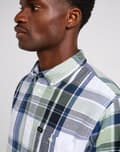 Pikkukuva 6 / 7: Lee RIVETED SHIRT Intuition LOOSE CHECKED PAITA ORGANIIKKAA PUUVILLAA L
