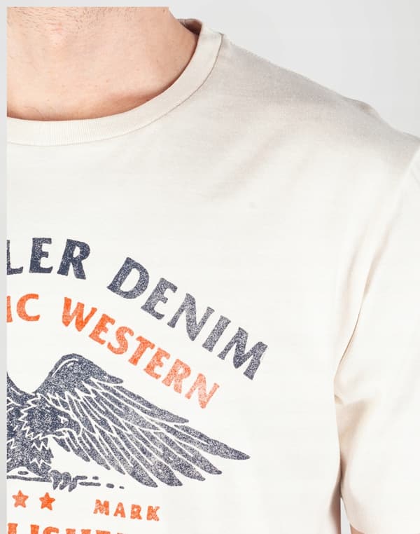 Wrangler AMERICANA T-SHIRT Vintage VIT T-SHIRT MED BOMULLST-SHIRT MED MÖNSTER