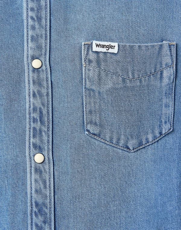 Wrangler 1-LOMMES SKJORTE Light Stone DENIMSKJORTE BLÅ DENIM REGULAR M