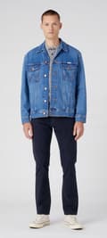 Pikkukuva 5 / 6: Wrangler REFINED -poolopaita, haalistuneen mustan harmaan värinen poolopaita, pienen logon kanssa, normaali koko M