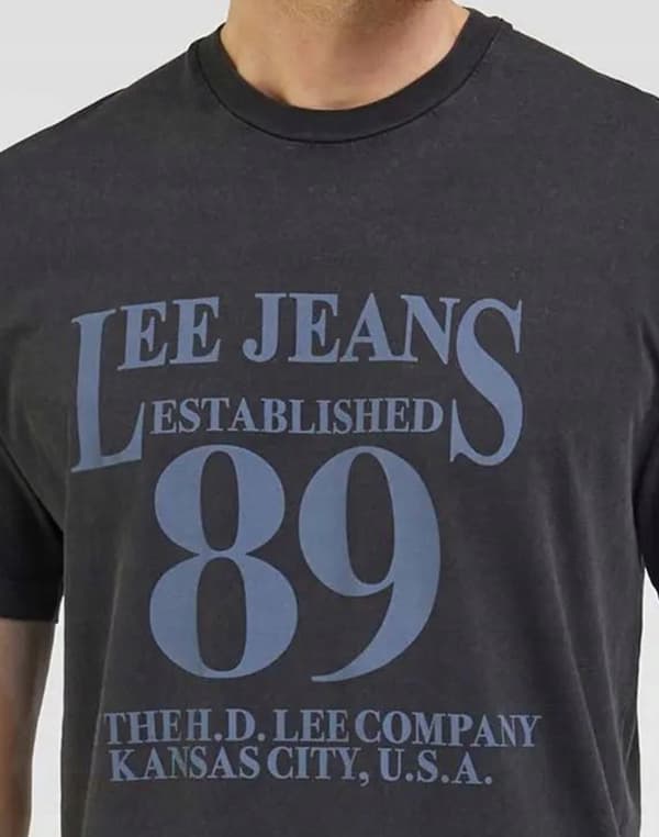 Lee LOOSE T-SHIRT Tvättad svart VERY LOOSE SVART T-SHIRT I BOMULL L