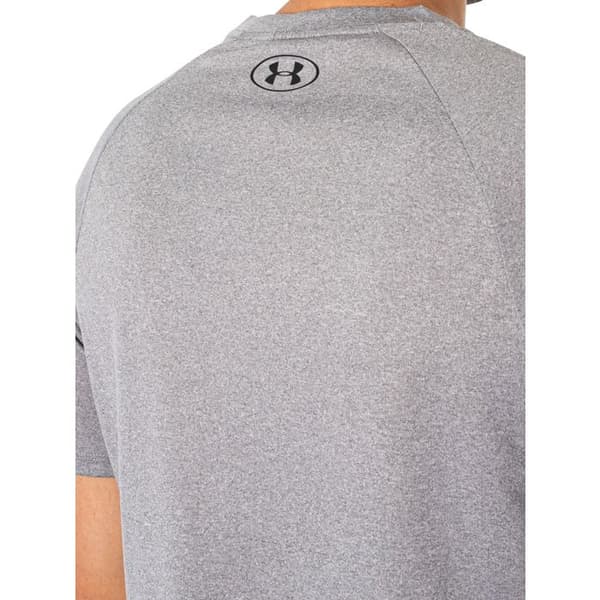 Tränings T-shirt - Under Armour - Tech - Grå - 100% Polyester - Kort ärm
