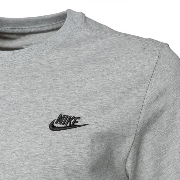 T-shirt - NIKE - Sportswear Club - Grå - Korta ärmar - Regular