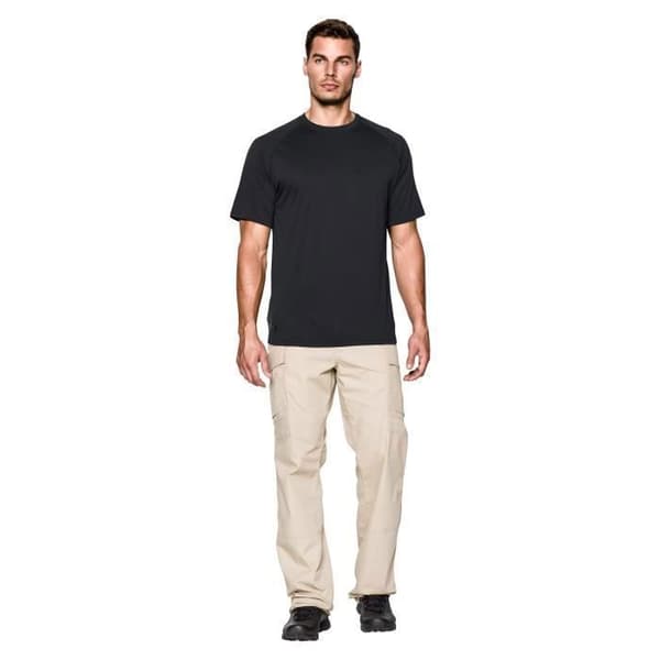 T-shirt - Under Armour - Tactical Tech Tee - HeatGear - Svart - Man - Korta ärmar