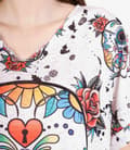 Miniatyrbilde 4 av 6: V-neck top "Roses & Skulls" - one size 44-46