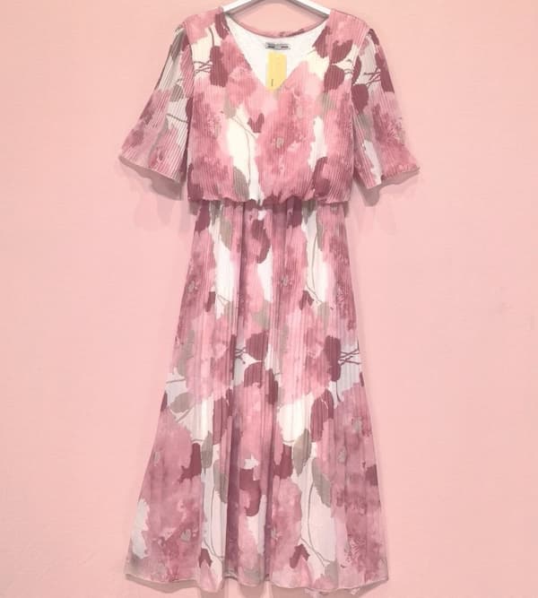 Pleated dress with flower motif - several colors - one size 38-44