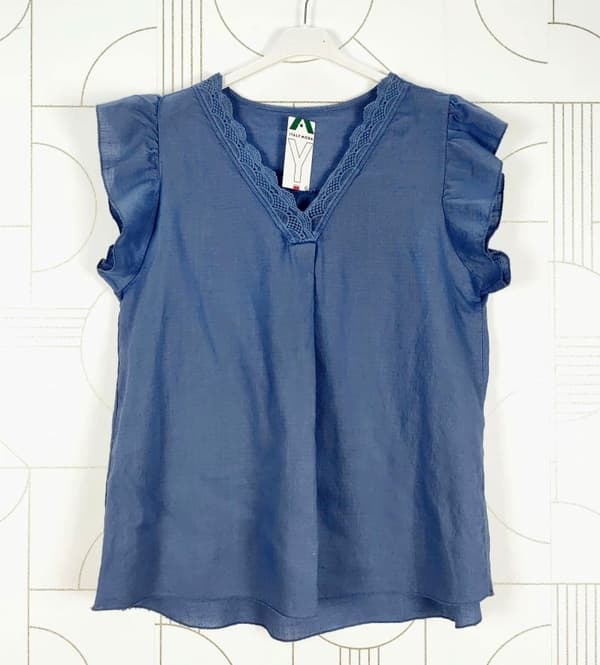 Sleeveless v-neck top - many lovely colors - one size 40-46