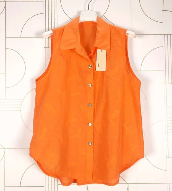 Sleeveless shirt in many summery colors - one size 38-40