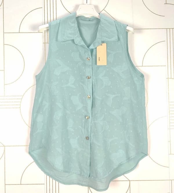 Sleeveless shirt in many summery colors - one size 38-40