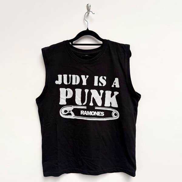 Ramones Unisex Tank T-Shirt: Judy (Black) (XX-Large)
