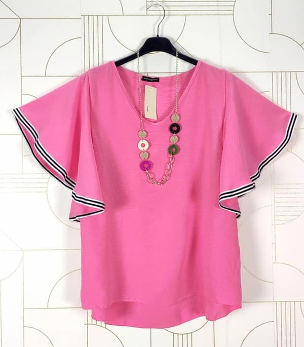 Top with butterfly sleeves - several colors - one size 40-44
