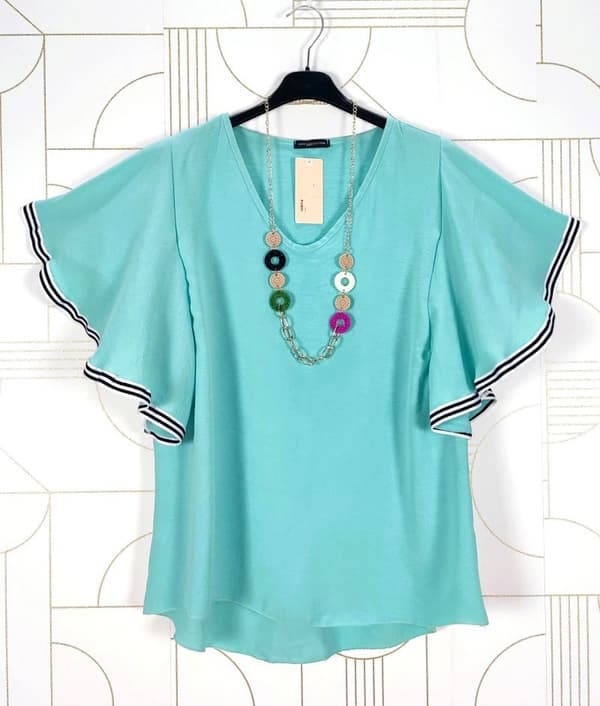 Top with butterfly sleeves - several colors - one size 40-44 Lila