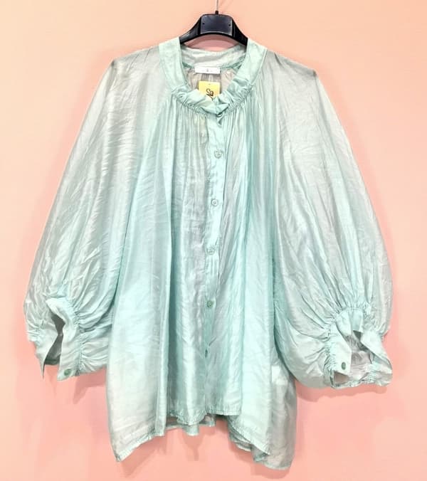 Agélii Fashion - Halvtransparent skjorta i flera färger - one size 42-48