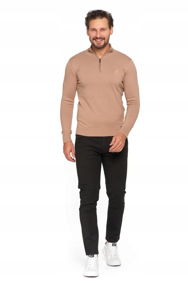 Herretrøje med opretstående krave og lynlås under halsen. Behagelig 100% bomuld. MORAJ - XXL.