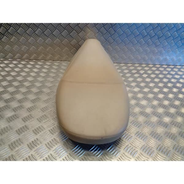 tvåsitsiga sadel skoter piaggio 50 liberty 2 takt c42500 2009- USED