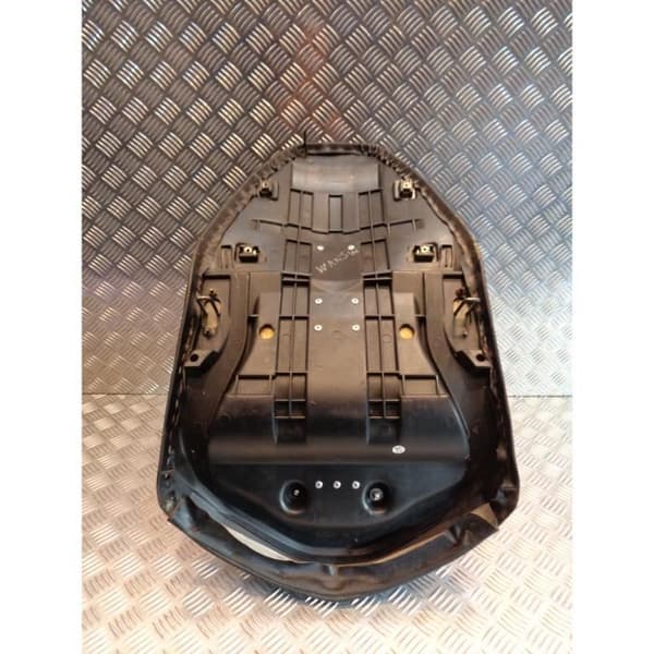 tvåsitsiga sadel atv wanjin 200 pailision wj200st-6 skoter trike kinesisk 3 hjul orkan- USED