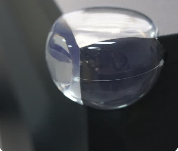 Suojaava silikonikulma - 4 kpl