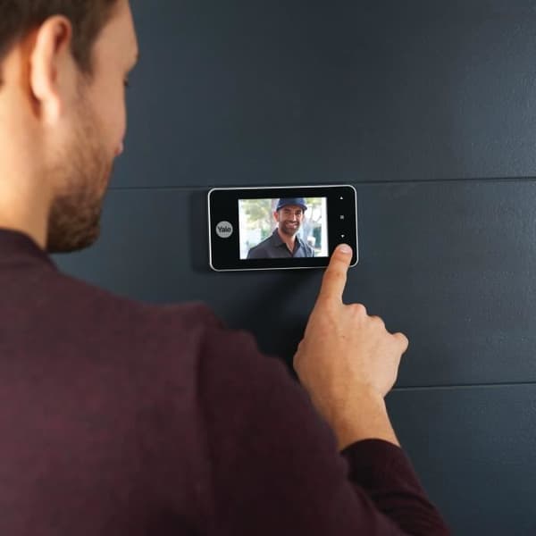 Digitalt titthål - YALE - DDV4500 - Inspelare - 4" LCD-skärm - Dörrtjocklek 38-110mm - Betraktningsvinkel 105°