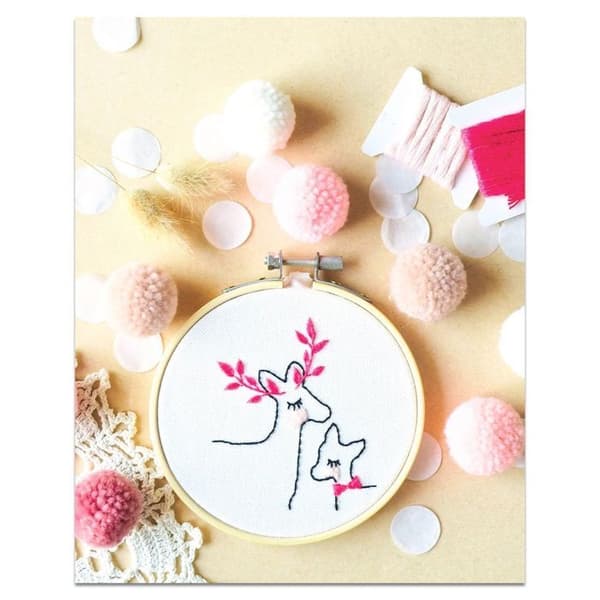 Broderikits - Franska Kits - Dama oh min dama - Medel Nivå - 8 delar - Från 12 år