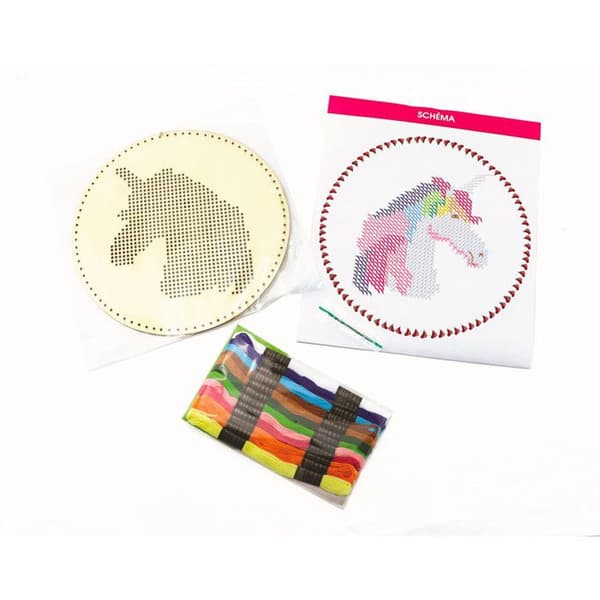 Kit för broderi på trä, hängande broderi enhörning