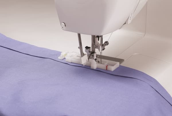 Singer Brilliance 6160 - Symaskin - 60 sting - 4 enkeltskrittsknappehull - LCD display