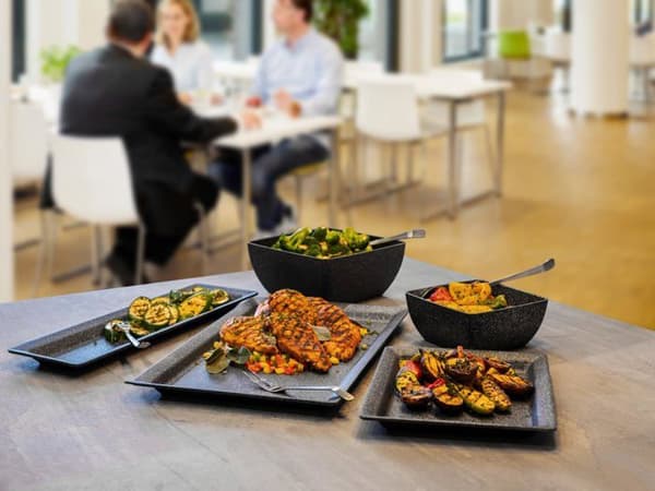 Tallrik - serveringsfat Aps - 30501 - Tallrik GN 32,5 x 26,5 cm i aluminium för att servera varma eller kalla rätter