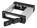 Pikkukuva 3 / 5: StarTech.com HSB1SATSASBA, 13,3 cm (5.25"), Liitinpaneeli, 10000 GB, 3.5", SATA, Serial ATA II, Serial ATA III, Serial Attached SCSI (SAS), Musta