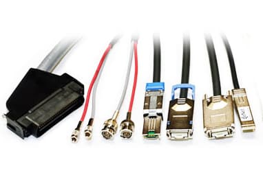 Lenovo - Nettverkskabel - LC multimodus (hann) til LC multimodus (hann) - 25 m - fiberoptisk - for Storwize V3700, V5000, V7000; Storwize V3700