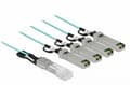 Pikkukuva 2 / 3: Delock - Suoraliitoskaapeli - QSFP+ (uros) - SFP+ (uros) - 10 m. - 3 mm - valokuitu - SFF-8436 - Aktiivinen optinen kaapeli (AOC) - akvamariini