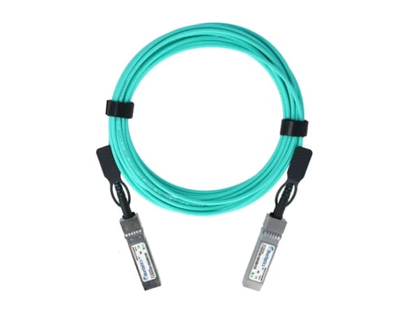BlueOptics Edge Core ET7302-AOC-2M yhteensopiva AOC SFP28 BO272703Q2M yhteensopiva AOC SFP28 BO272703Q2M