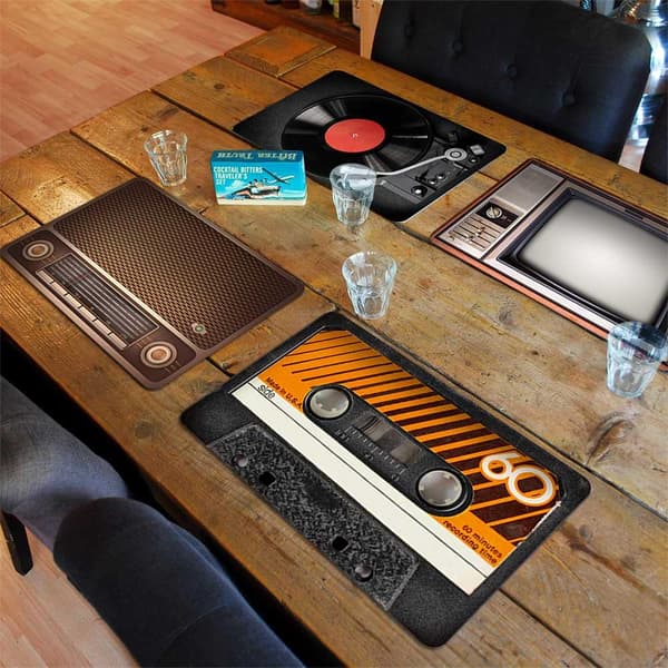 4x Tallriksunderlägg - Retro-design