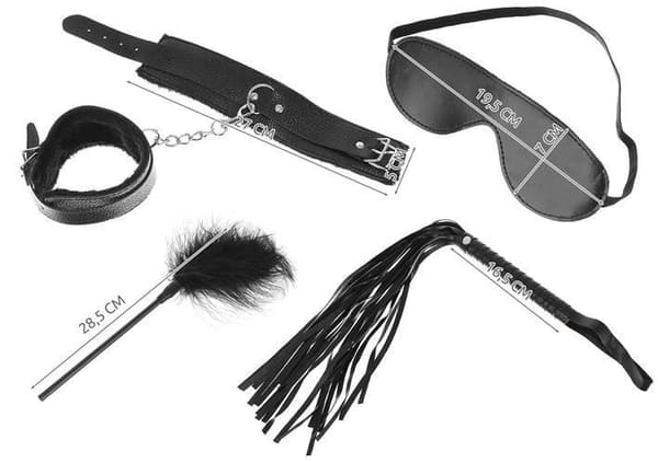 Bondage Kit BDSM med bl.a Handklovar / Ögonbindel / Piska