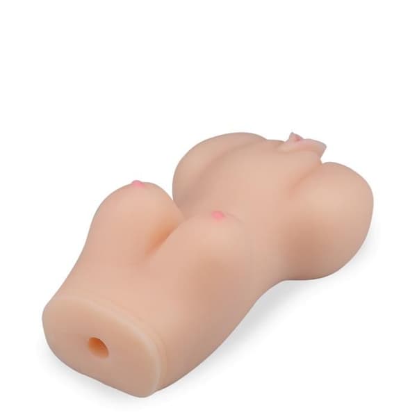 Mini bröst av kvinna masturbator Fiona