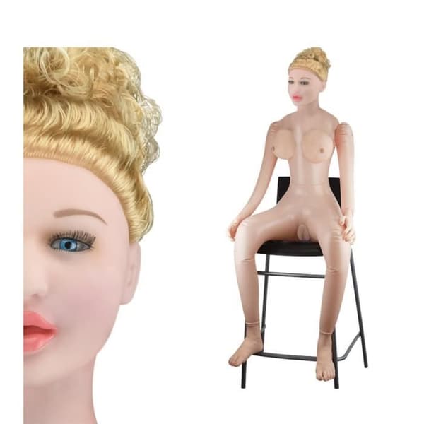 Sexdocka sitter lockigt blond Marylin Non