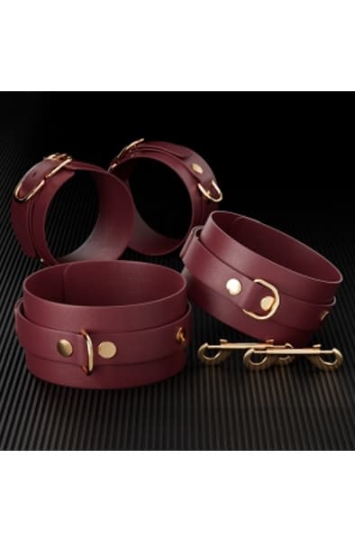 Luxury BDSM 11-pcs Kit Clarissa Red Bondage kitti