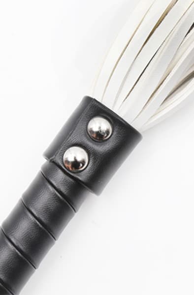 Double Rivet Flogger 44 cm Flogger