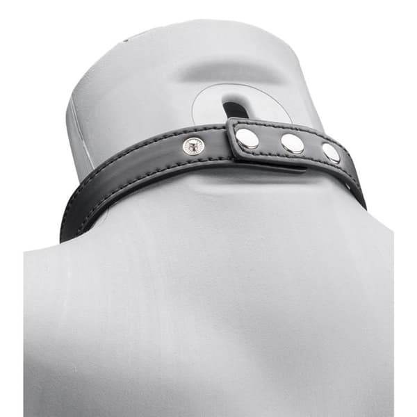 Choker i konstläder med metallhjärta