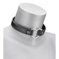 Miniatyrbild 2 av 6: Choker i konstläder med metallhjärta