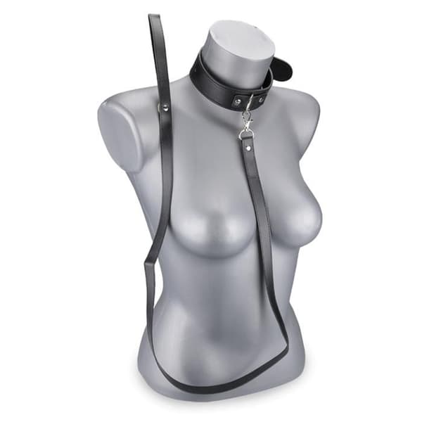 BDSM läderkrage och läderkoppel